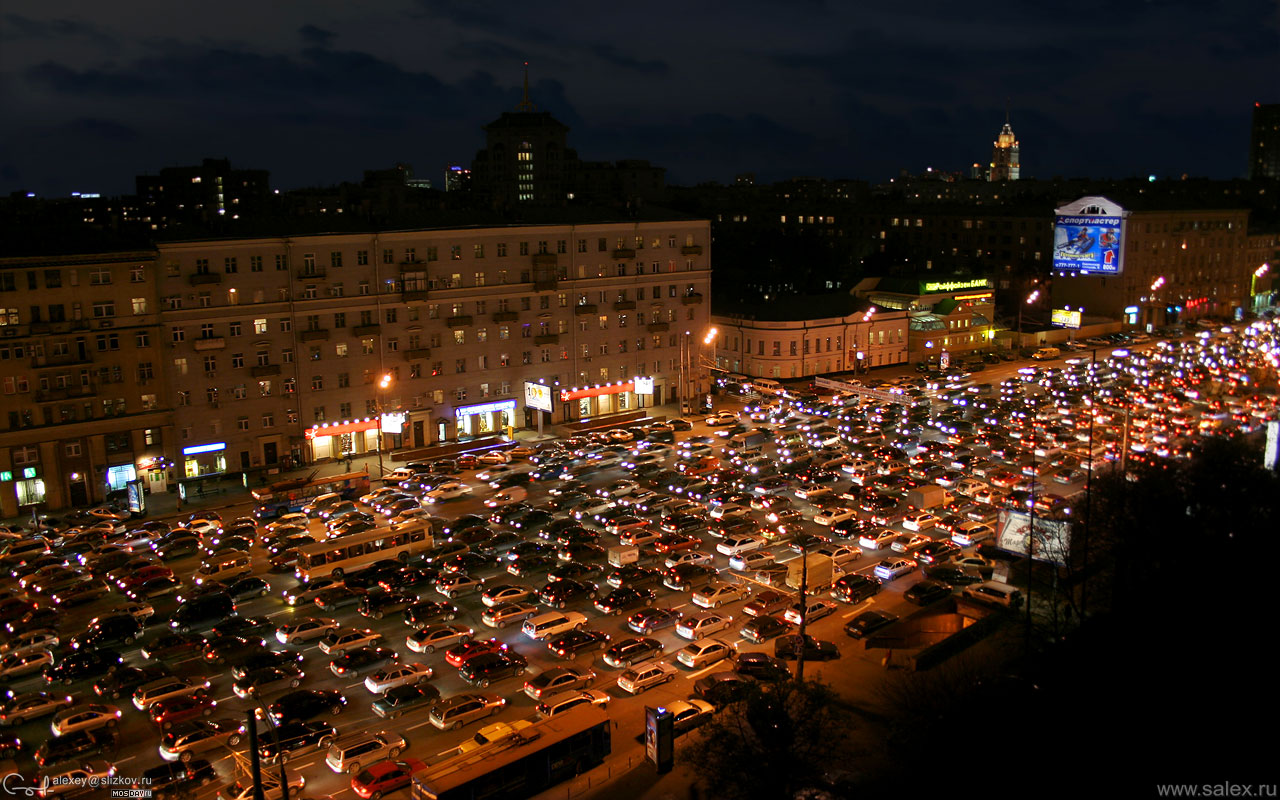 Вечерние будни. Пробка на садовом кольце. Москва 2010 пробки Тверская. Московские пробки. Пробки в Москве.