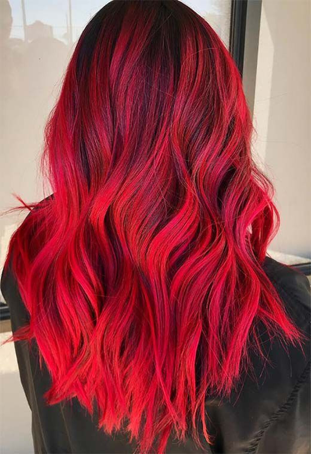 Окрашивание волос цветное красное