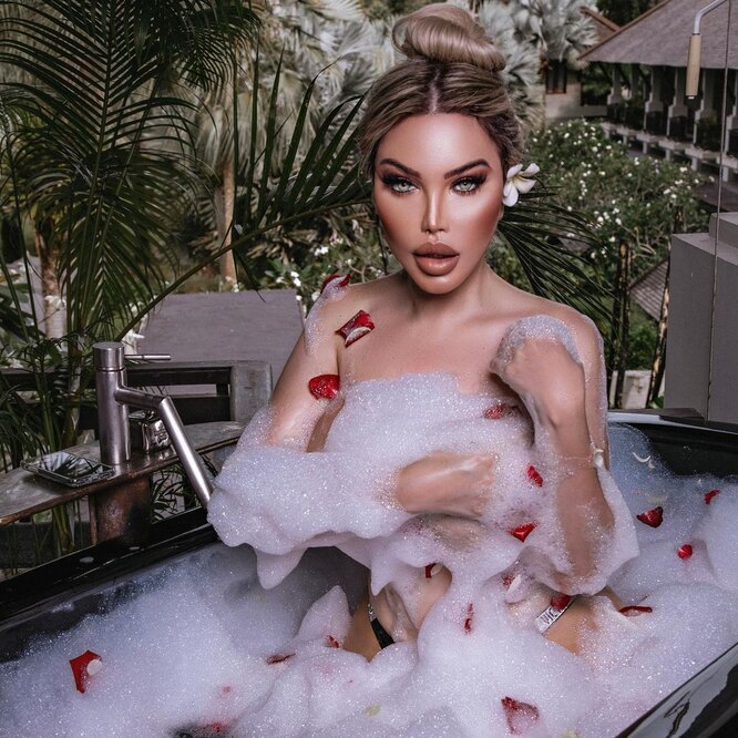 What Jessica Alves’ Live Barbie Breasts Really Look Like: You Won’t Watch Without Tears